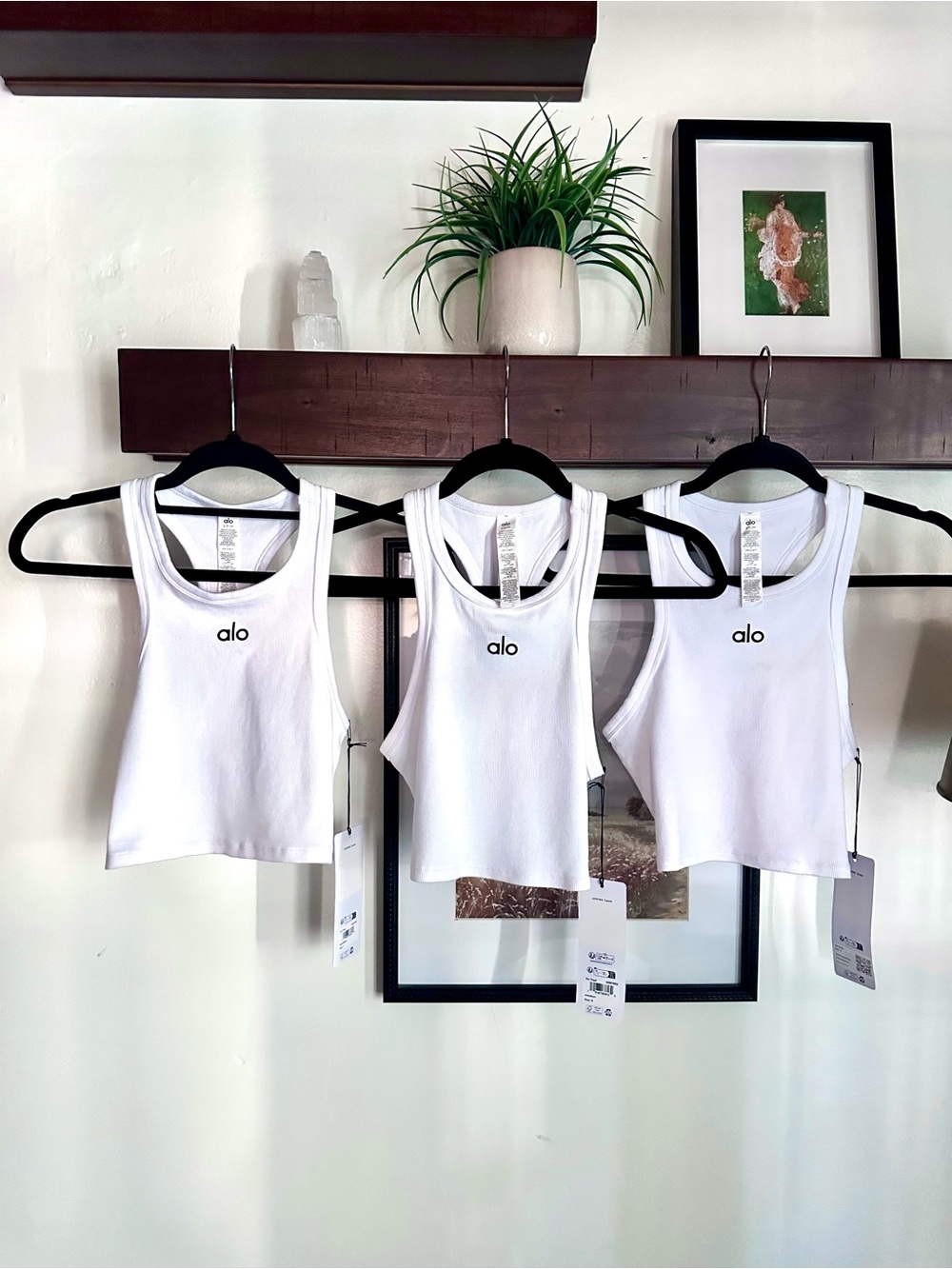Alo Yoga Aspire Tank Bundle
